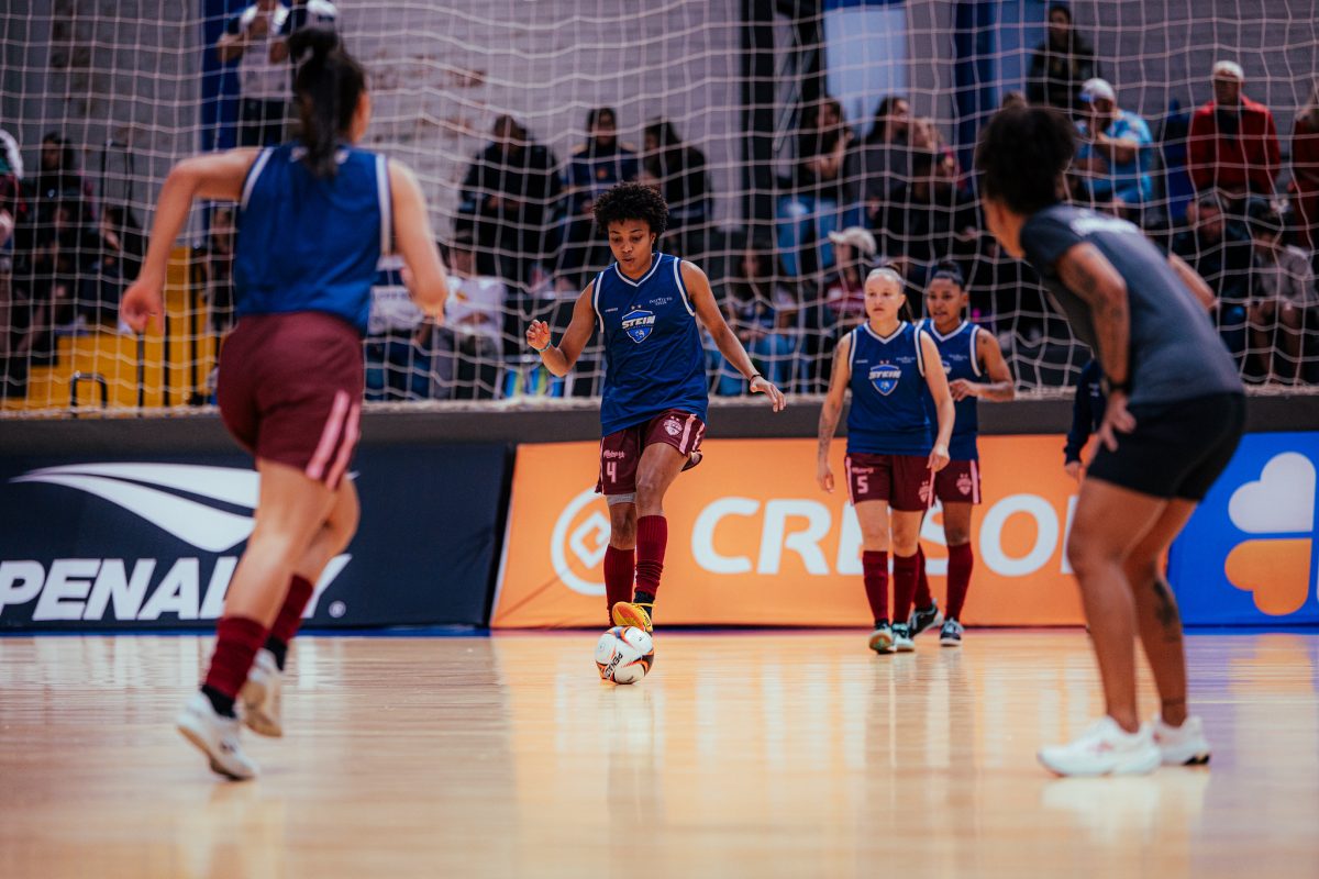 O Stein está invicto na Neva na temporada