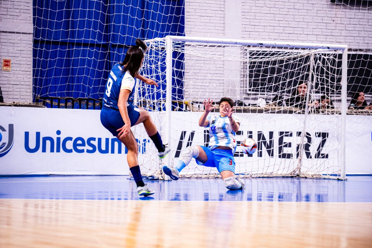 O Stein volta a enfrentar o Londrina