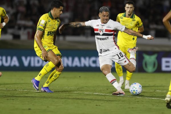 Brasileirão: São Paulo enfrenta o Mirassol neste sábado