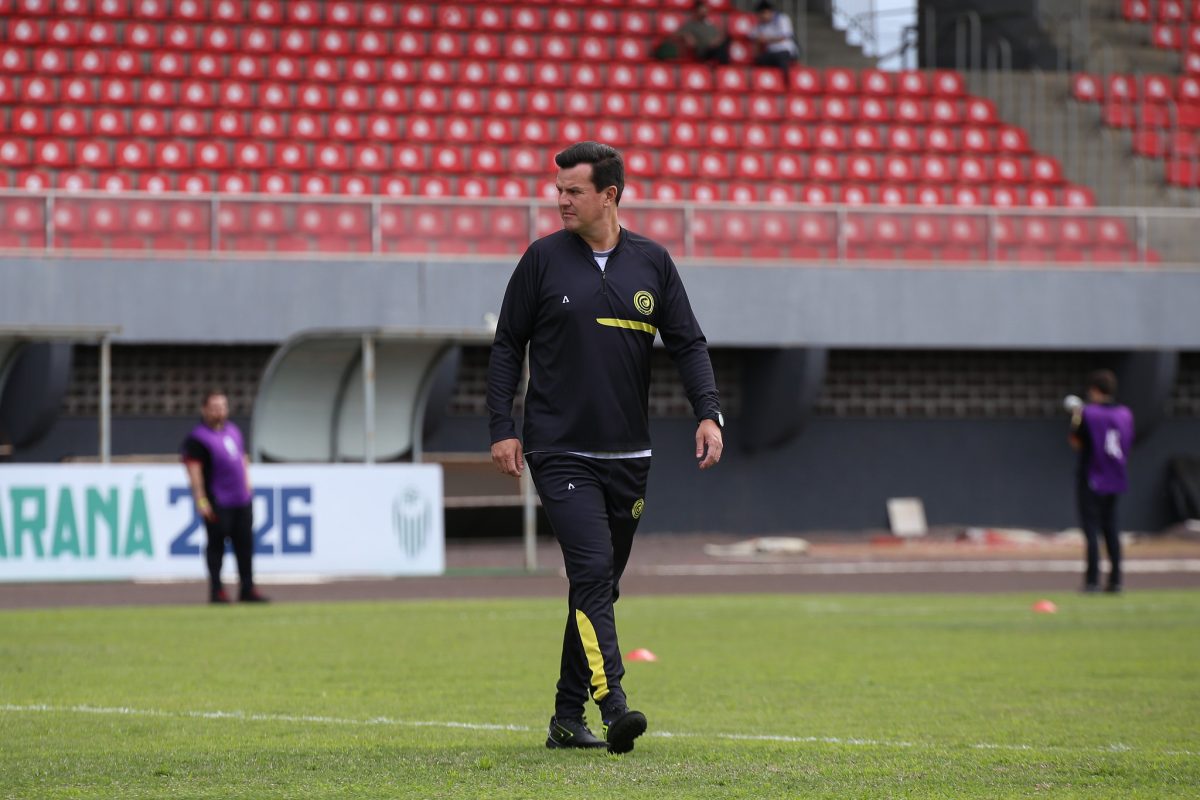 Cesar Bueno volta ao Sub-20