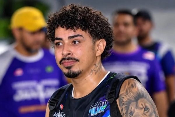 PT pede investigação sobre denúncia de proposta de R$ 100 mil a influenciador