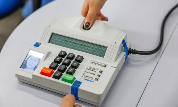 Como conferir os votos após o fechamento das urnas? Veja passo a passo