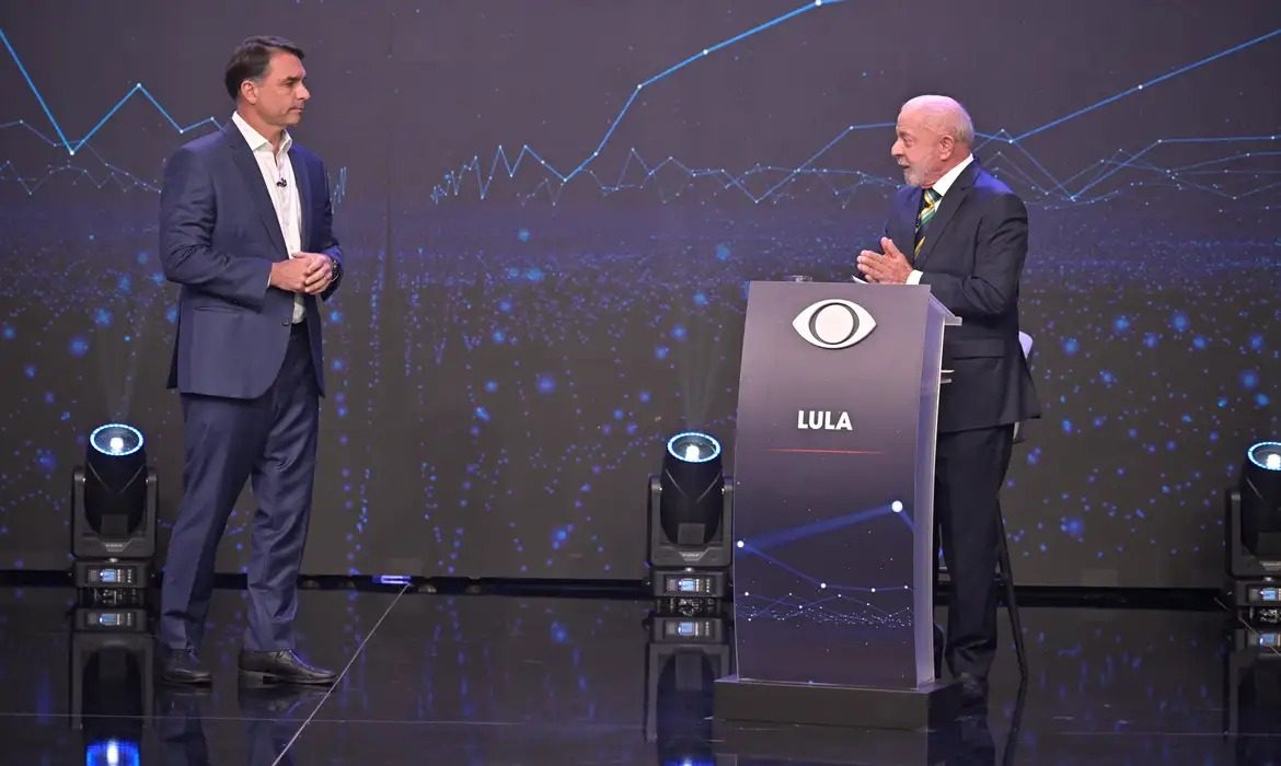 Campanhas de Lula e Flávio fecham acordo para abrir sigilos