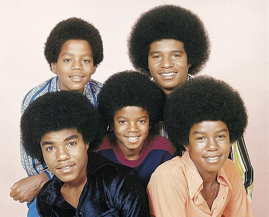 Irmãos de Michael Jackson serão protagonistas de documentário inédito sobre a história do Jackson 5