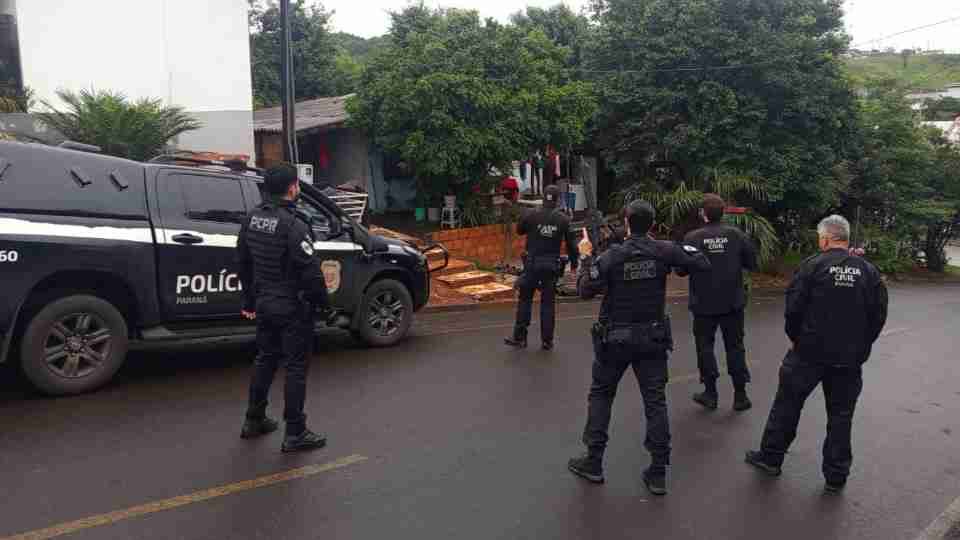 Megaoperação mobiliza mais de 500 policiais e cumpre mandados em Cascavel e outros estados
