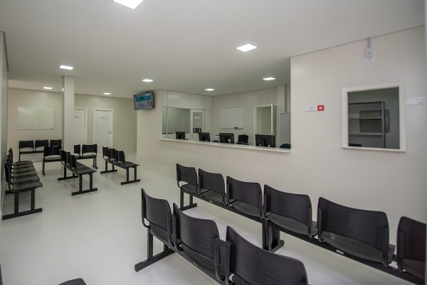 Vereador denuncia problemas no atendimento da UPA do Maracanã e de gestantes em Colombo