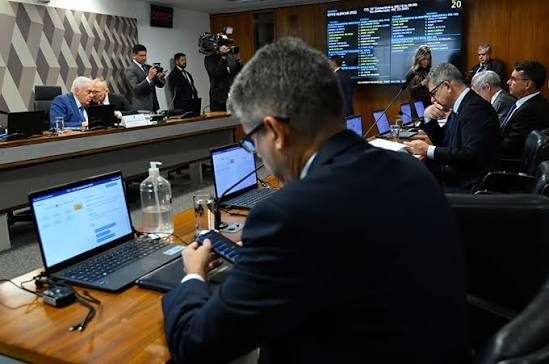 CCJ do Senado conclui votação da PEC da Segurança Pública e texto segue ao plenário