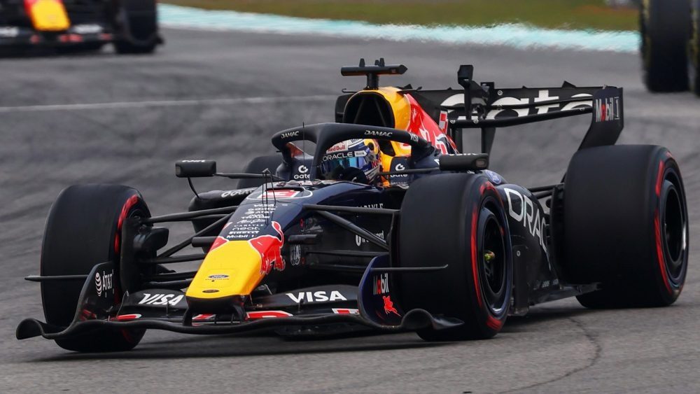 Verstappen vence GP do Bahrein