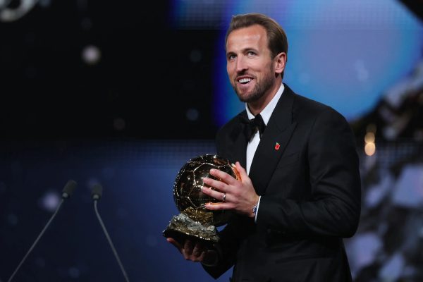 Kane supera Mbappé e Yamal e vence a Bola de Ouro