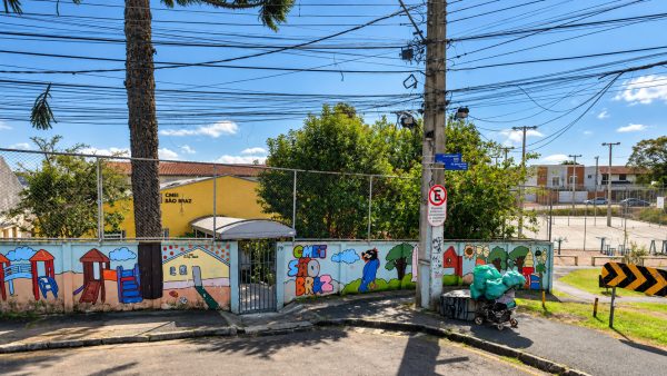 Após ataque a CMEI, vereadores cobram segurança permanente nas escolas de Curitiba e divergem sobre atuação da Prefeitura