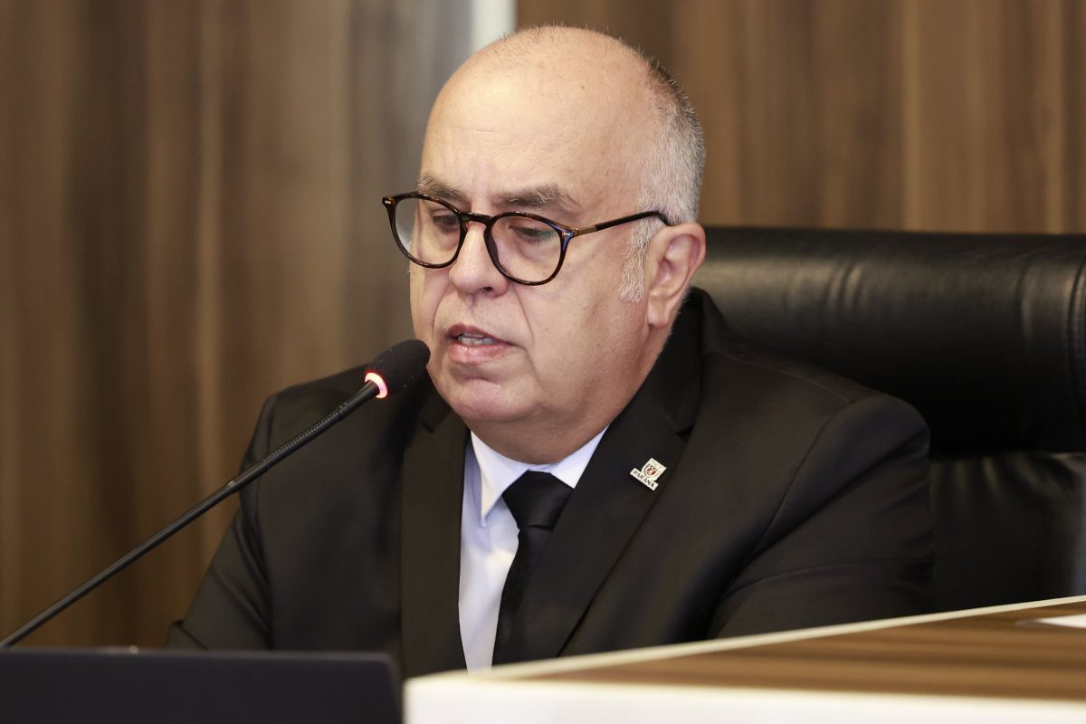 Secretário estadual da Saúde, César Neves