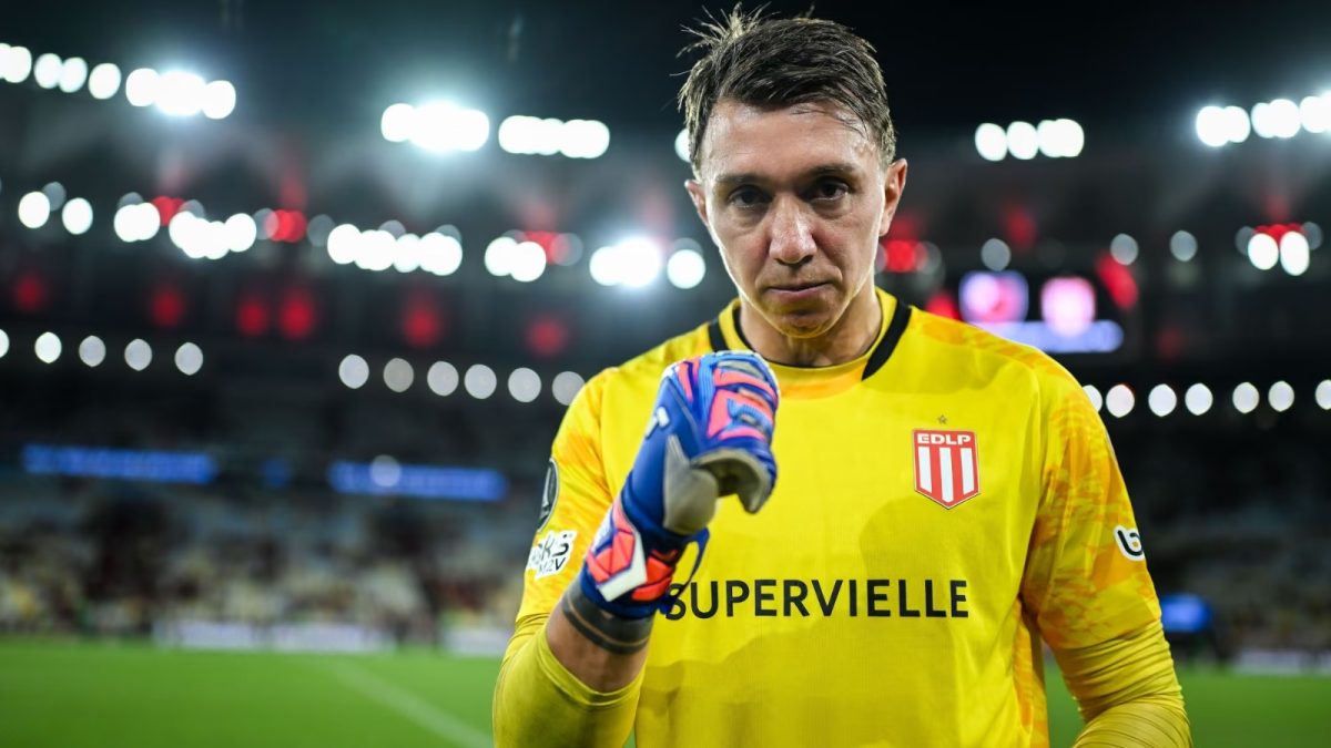 Muslera defendeu três pênaltis e colocou fim ao sonho rubro-negro de chegar à final da Libertadores