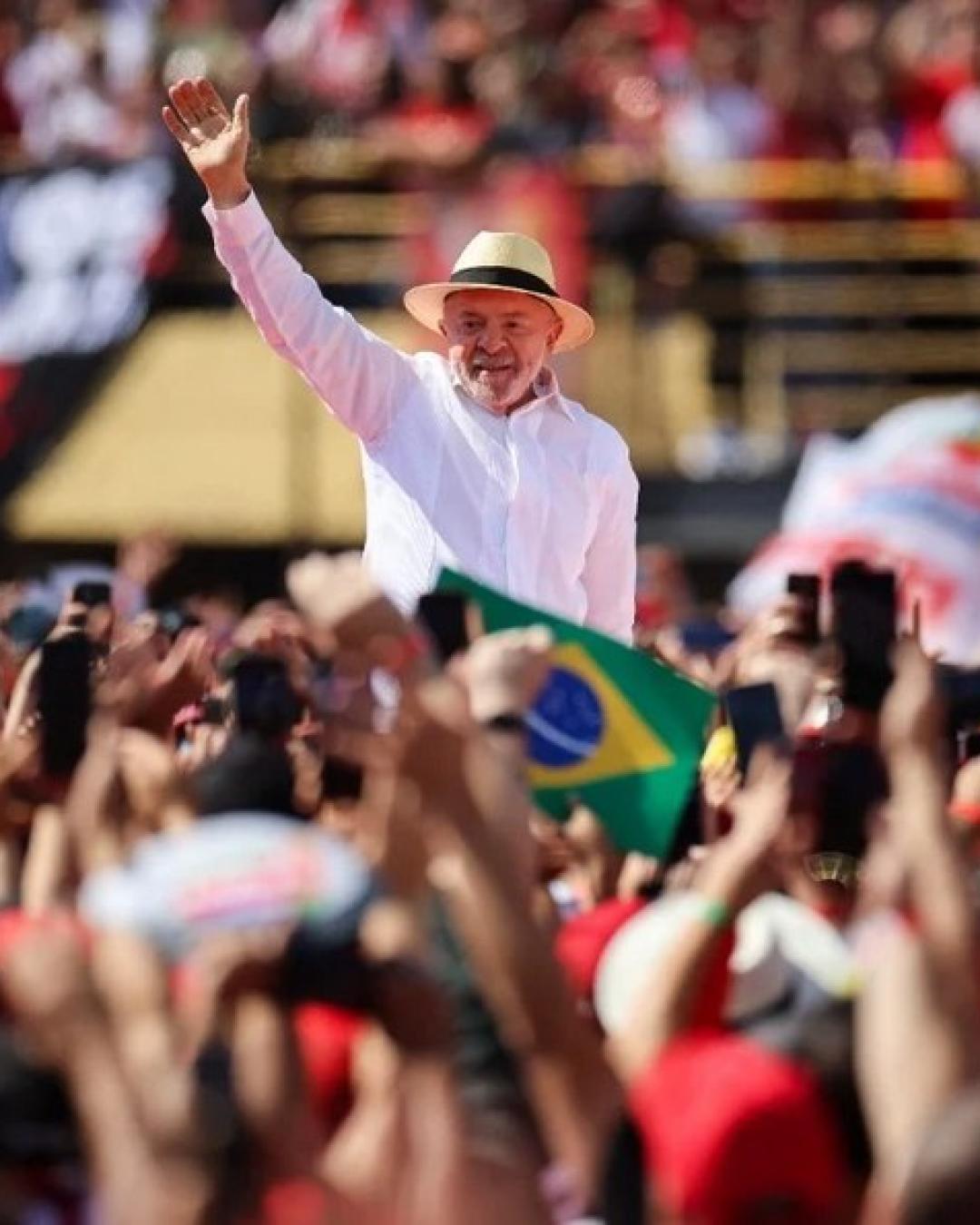 Lula encerra campanha com mais de 730 mobilizações pelo Brasil; Curitiba e Cascavel têm atos neste sábado