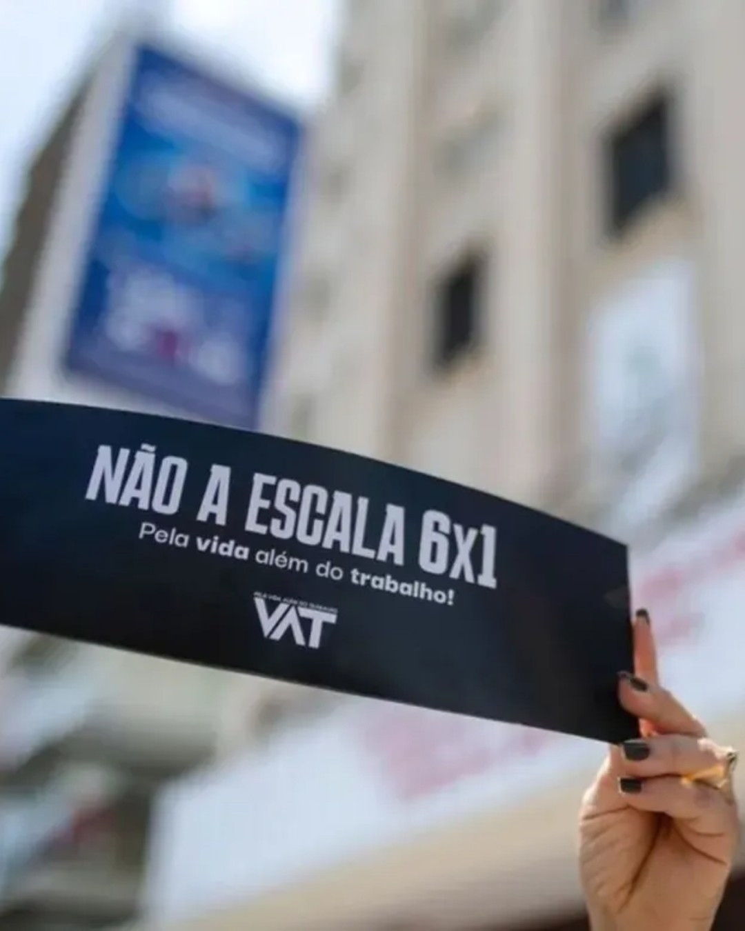 CCJ da Câmara aprova avanço de propostas que reduzem jornada e acabam com escala 6x1