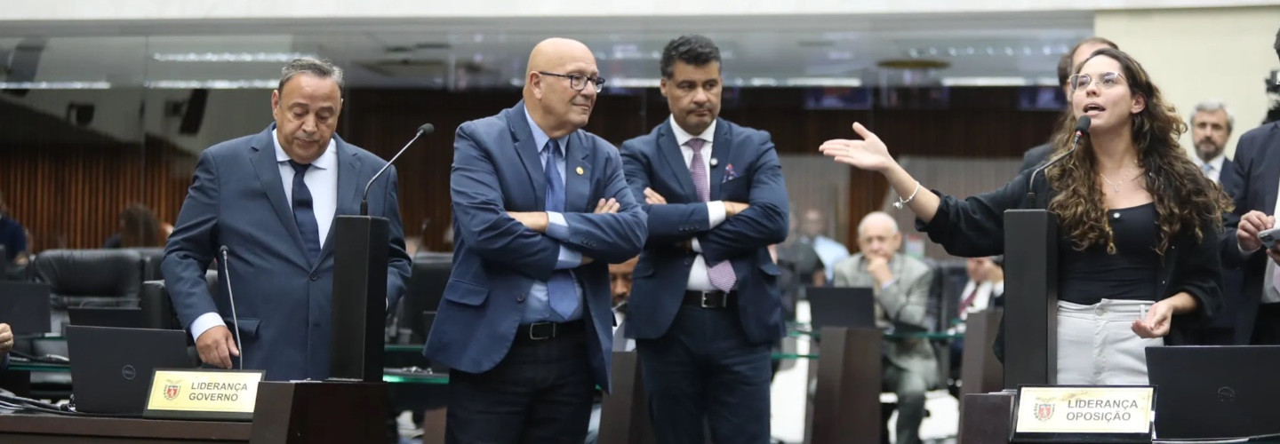 Celepar vira campo de batalha na Alep e governo aprova projeto após acusações de “drible institucional”