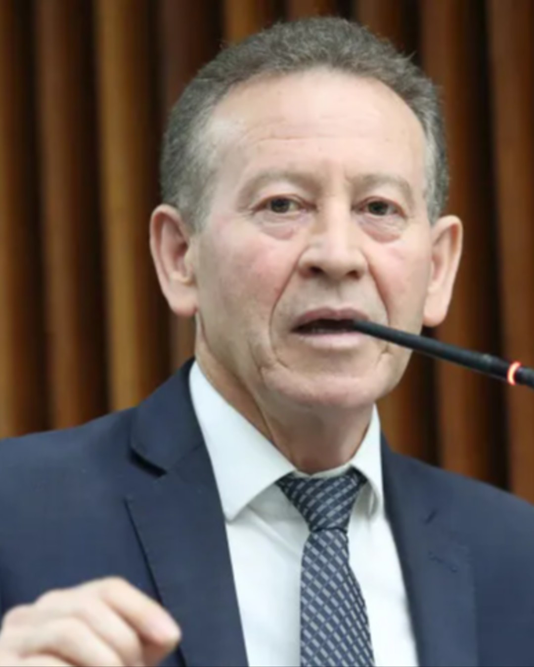 Deriva de agrotóxicos expõe prejuízos no campo e projeto de lei tenta regulamentar prática no Paraná