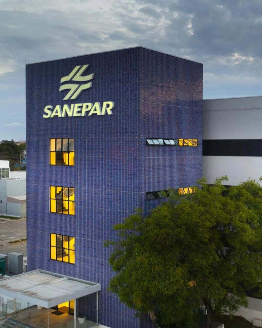Desvalorização da Sanepar levanta suspeitas sobre possível caminho para privatização