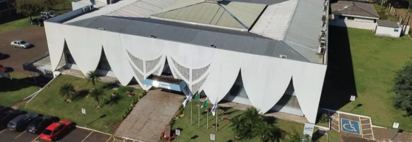 Folha do campus da Unioeste de Cascavel custa R$ 8,8 milhões por mês