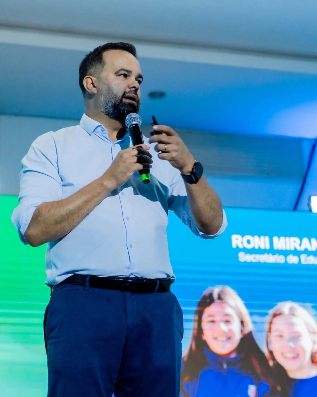 Seed prevê até R$ 46,4 milhões para alugar painéis e “fortalecer imagem institucional”