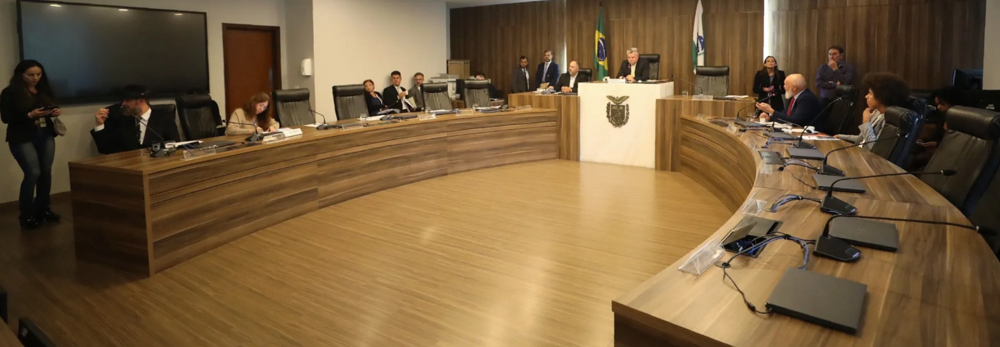 “Vai ficar feio para o Conselho”, diz Jacovós após falta de quórum adiar depoimento de Renato Freitas na Alep